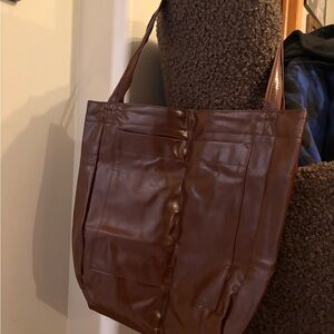 Elegant Brown Leather Shoulder Bag